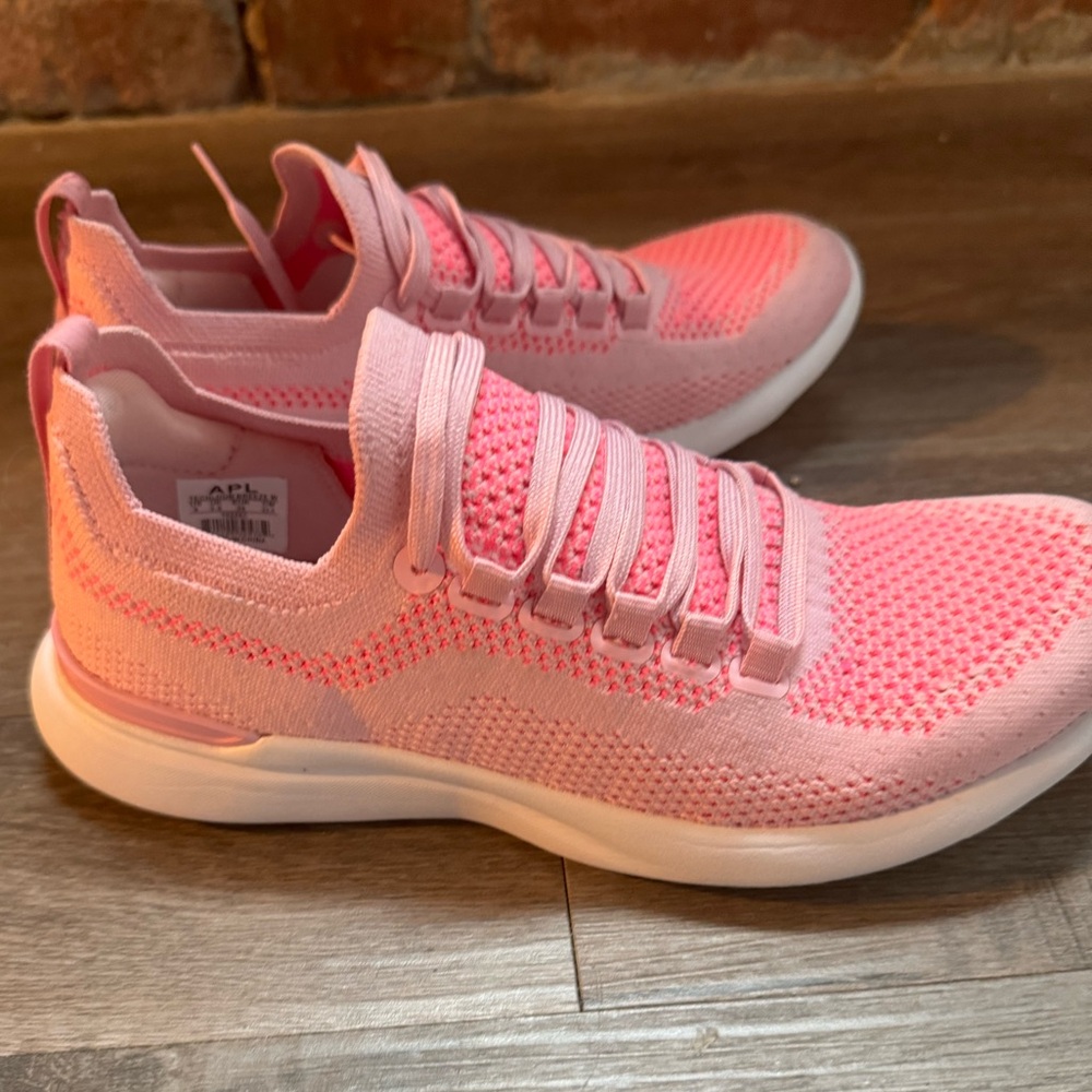 APL TechLoom Breeze